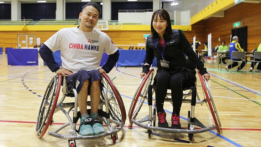 車いすバスケを千葉ホークスの選手に教えていただく水野ゆうき