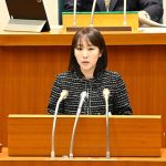 会派「千葉新政策議員団」を代表して、代表質問に登壇する水野ゆうき
